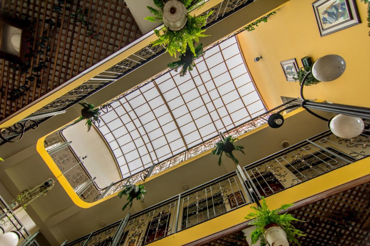 Hotel Amon Real Costa Rica Сан-Хосе Экстерьер фото